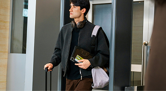 Airports / Travel